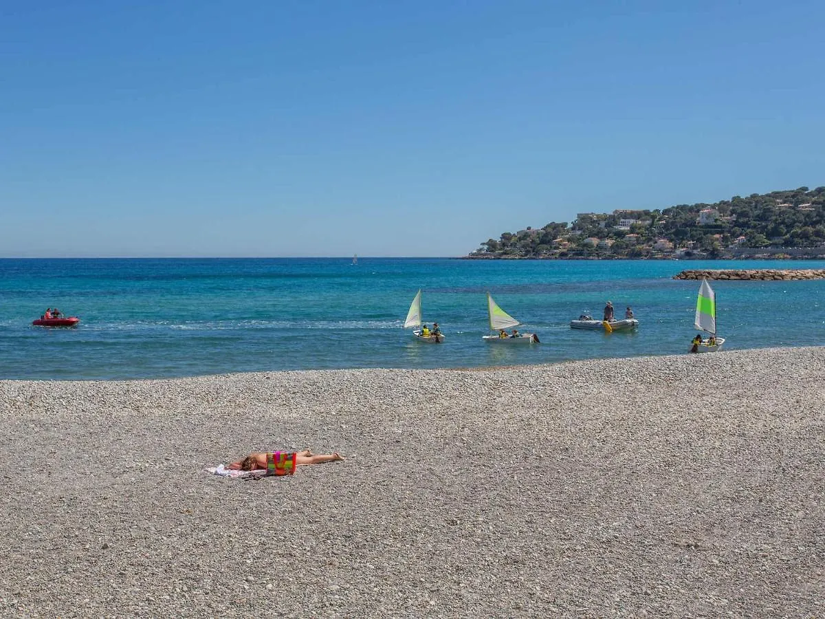 Studio Spacieux Avec Terrasse, Parking, Face Mer, Proche Plages Et Commodites - Fr-1-196-320 Roquebrune-Cap-Martin Francja